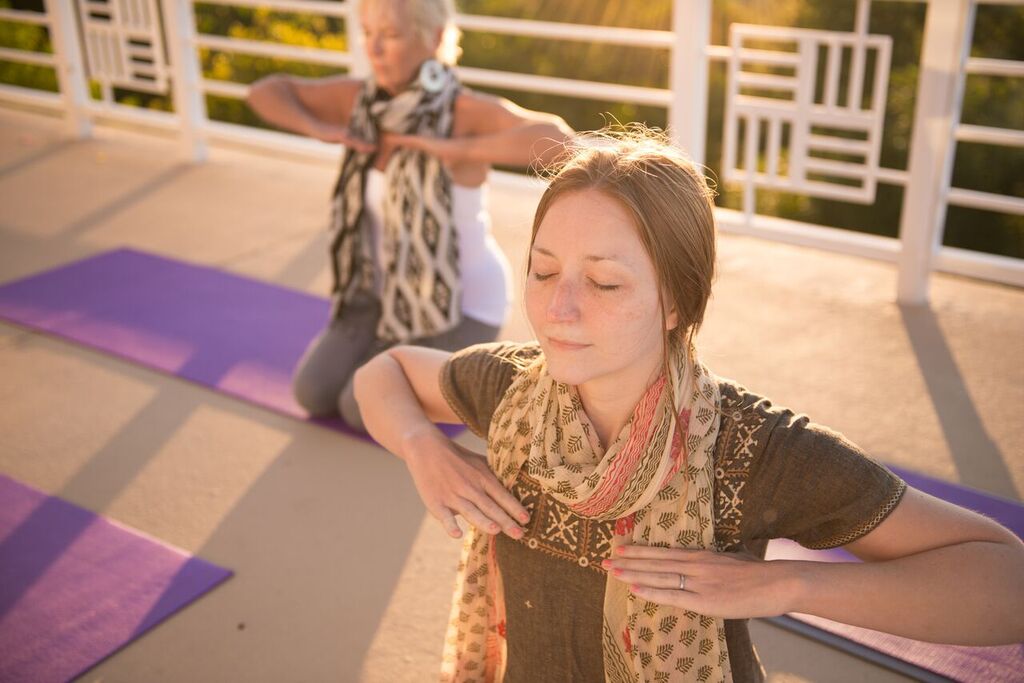 yogagirlscarfshankara